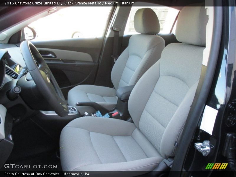 Black Granite Metallic / Medium Titanium 2016 Chevrolet Cruze Limited LT