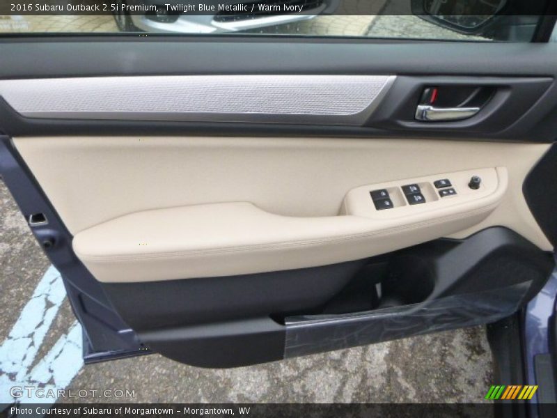 Door Panel of 2016 Outback 2.5i Premium