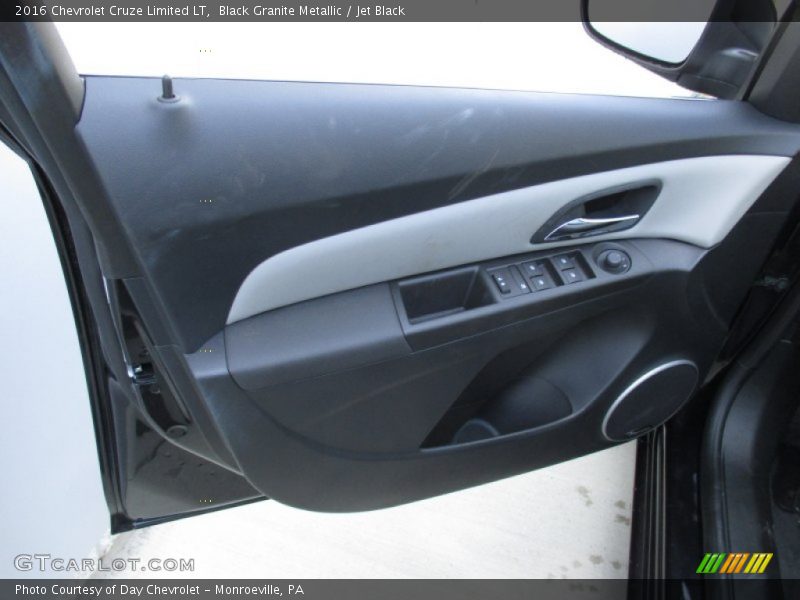 Black Granite Metallic / Jet Black 2016 Chevrolet Cruze Limited LT