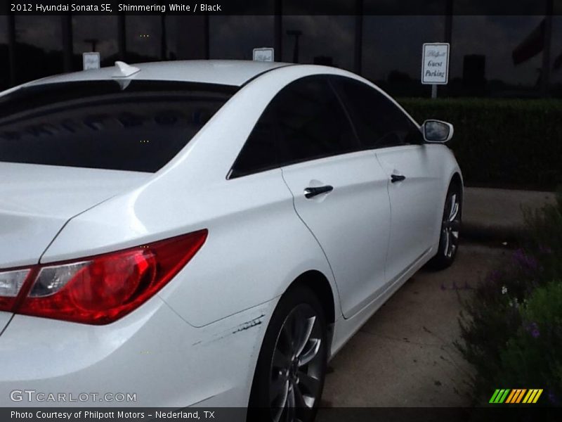 Shimmering White / Black 2012 Hyundai Sonata SE