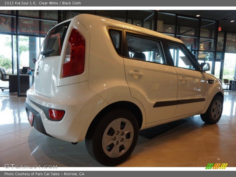 Clear White / Black Cloth 2013 Kia Soul 1.6