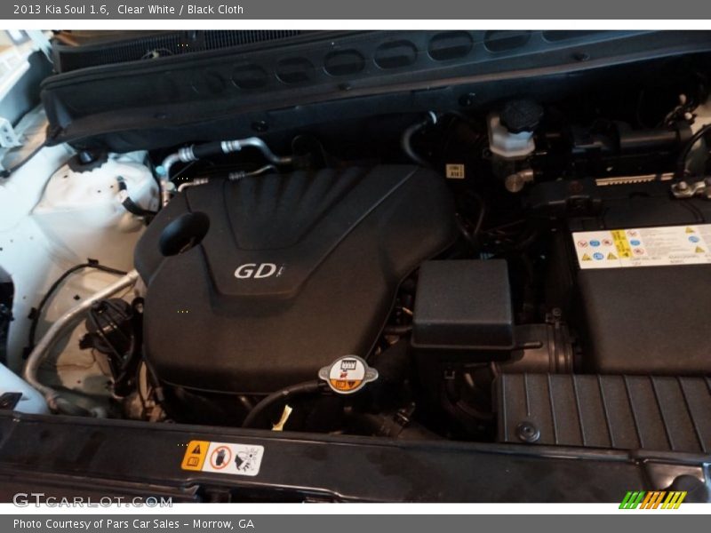 Clear White / Black Cloth 2013 Kia Soul 1.6