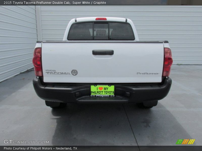 Super White / Graphite 2015 Toyota Tacoma PreRunner Double Cab