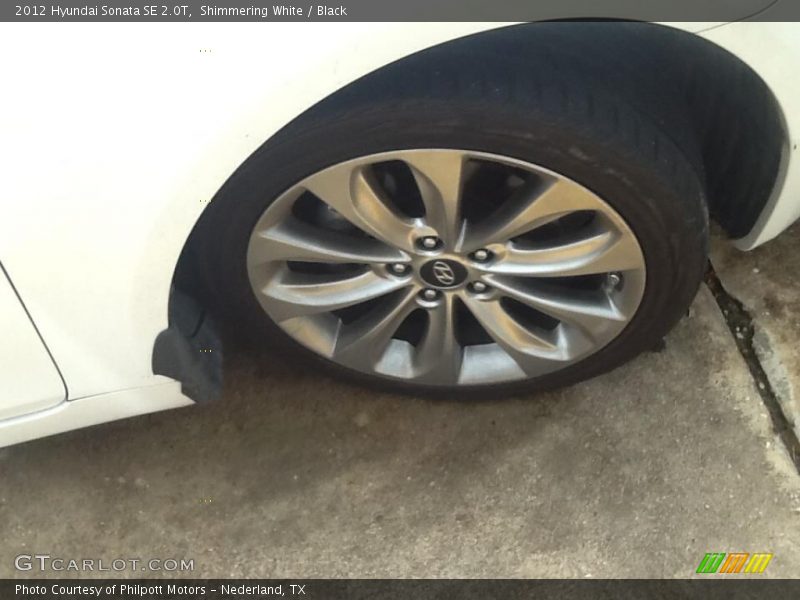 Shimmering White / Black 2012 Hyundai Sonata SE 2.0T