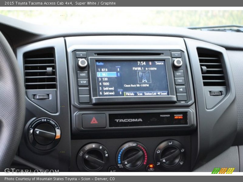 Super White / Graphite 2015 Toyota Tacoma Access Cab 4x4