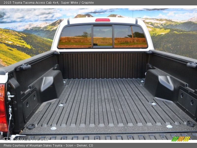 Super White / Graphite 2015 Toyota Tacoma Access Cab 4x4