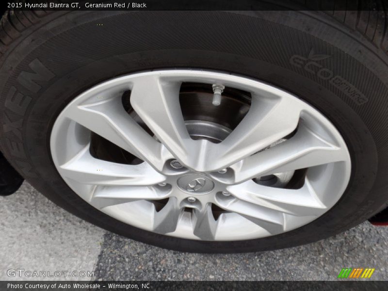 Geranium Red / Black 2015 Hyundai Elantra GT