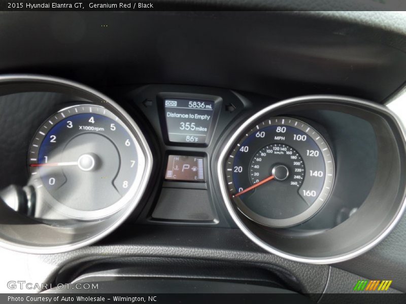 Geranium Red / Black 2015 Hyundai Elantra GT