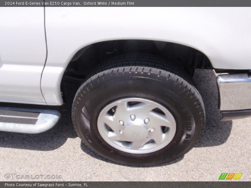 Oxford White / Medium Flint 2014 Ford E-Series Van E250 Cargo Van