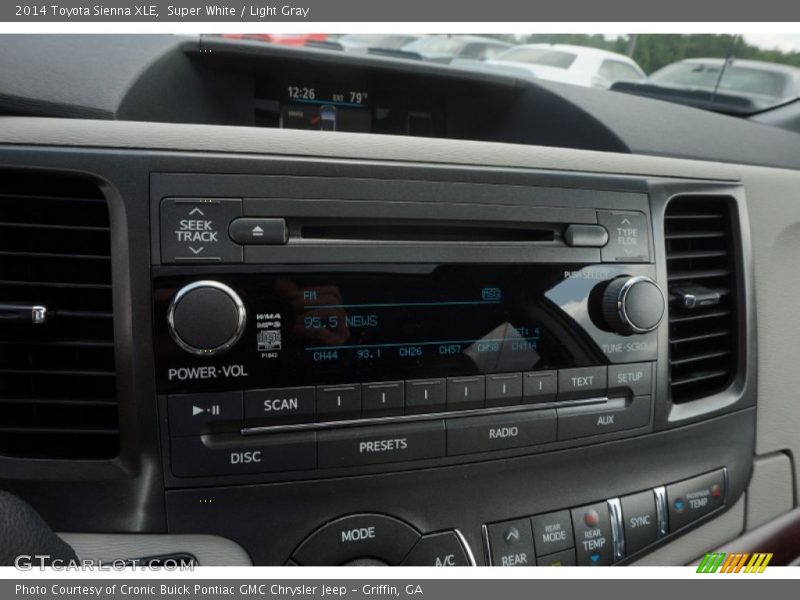 Super White / Light Gray 2014 Toyota Sienna XLE
