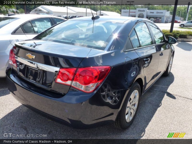 Blue Ray Metallic / Jet Black/Medium Titanium 2016 Chevrolet Cruze Limited LS