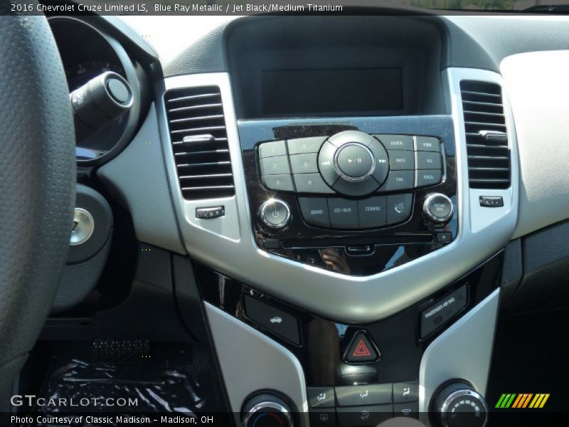 Blue Ray Metallic / Jet Black/Medium Titanium 2016 Chevrolet Cruze Limited LS