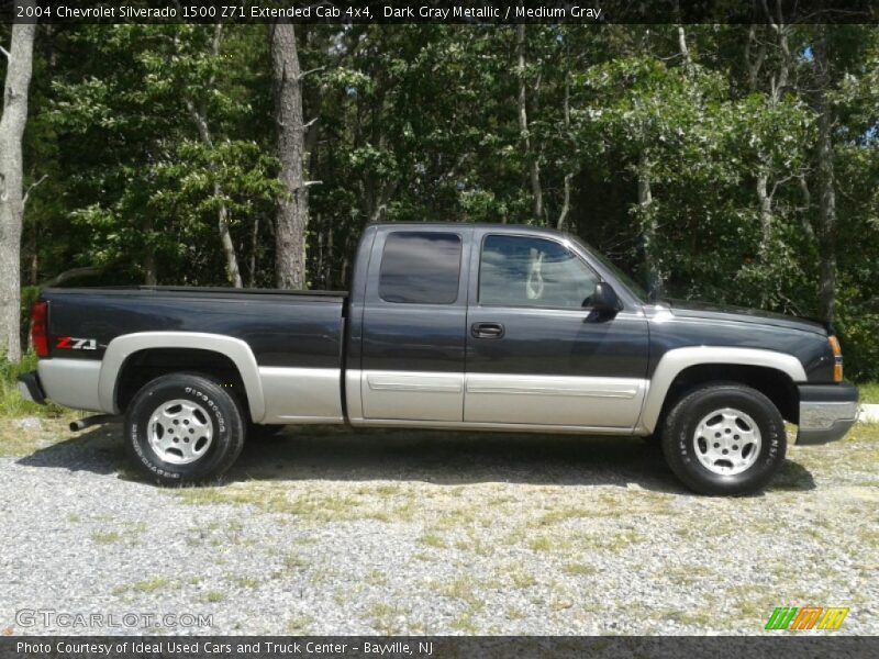 Dark Gray Metallic / Medium Gray 2004 Chevrolet Silverado 1500 Z71 Extended Cab 4x4