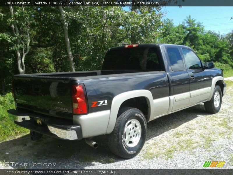 Dark Gray Metallic / Medium Gray 2004 Chevrolet Silverado 1500 Z71 Extended Cab 4x4