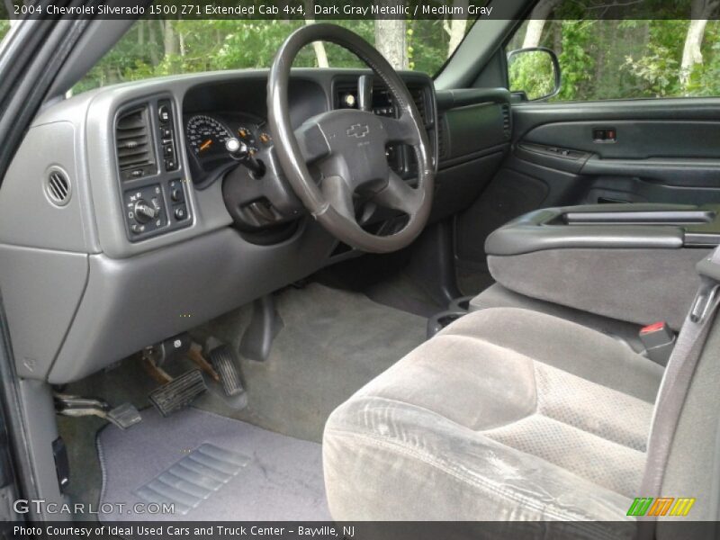 Dark Gray Metallic / Medium Gray 2004 Chevrolet Silverado 1500 Z71 Extended Cab 4x4