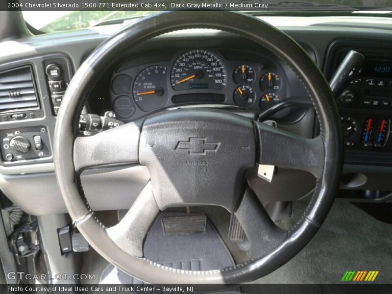 Dark Gray Metallic / Medium Gray 2004 Chevrolet Silverado 1500 Z71 Extended Cab 4x4