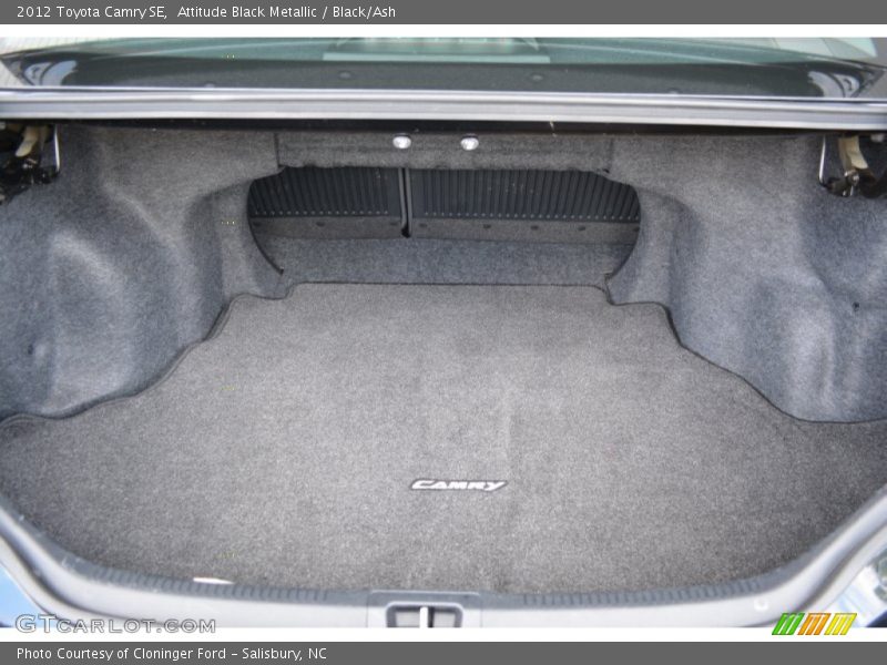 Attitude Black Metallic / Black/Ash 2012 Toyota Camry SE