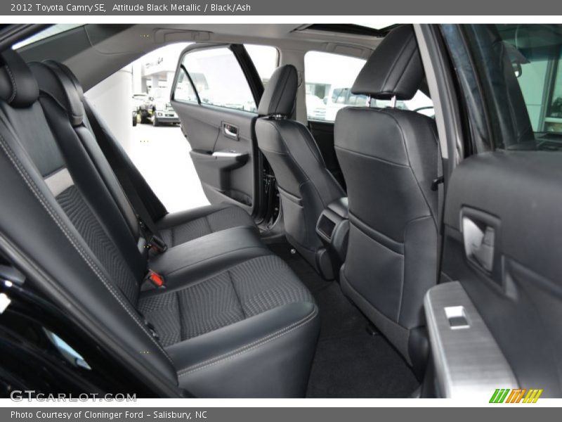 Attitude Black Metallic / Black/Ash 2012 Toyota Camry SE