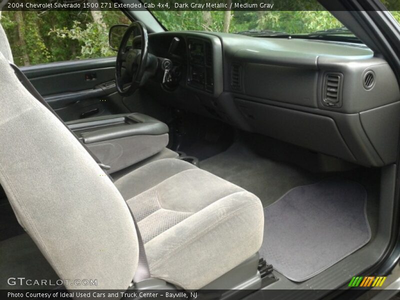 Dark Gray Metallic / Medium Gray 2004 Chevrolet Silverado 1500 Z71 Extended Cab 4x4