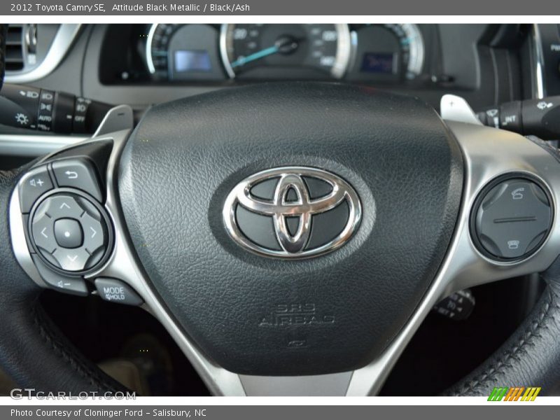 Attitude Black Metallic / Black/Ash 2012 Toyota Camry SE