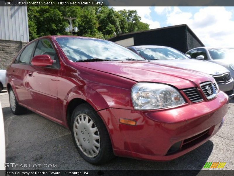 Fusion Red Metallic / Gray 2005 Suzuki Forenza S Sedan