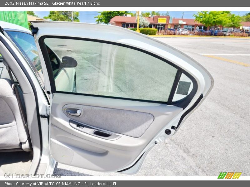 Glacier White Pearl / Blond 2003 Nissan Maxima SE