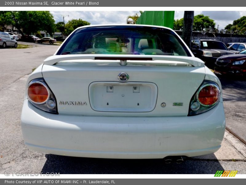 Glacier White Pearl / Blond 2003 Nissan Maxima SE
