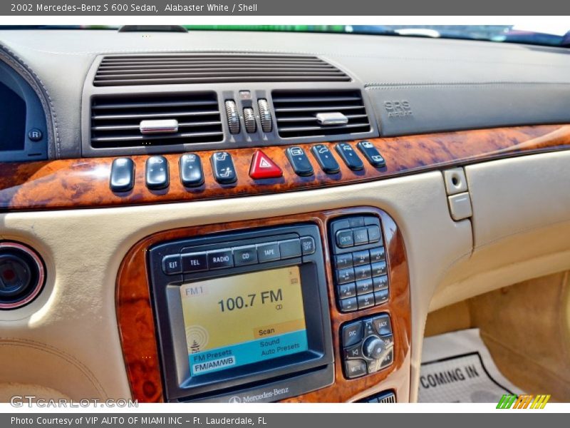 Controls of 2002 S 600 Sedan