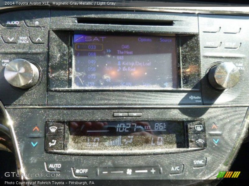 Magnetic Gray Metallic / Light Gray 2014 Toyota Avalon XLE