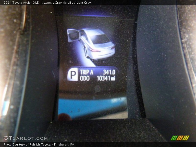 Magnetic Gray Metallic / Light Gray 2014 Toyota Avalon XLE