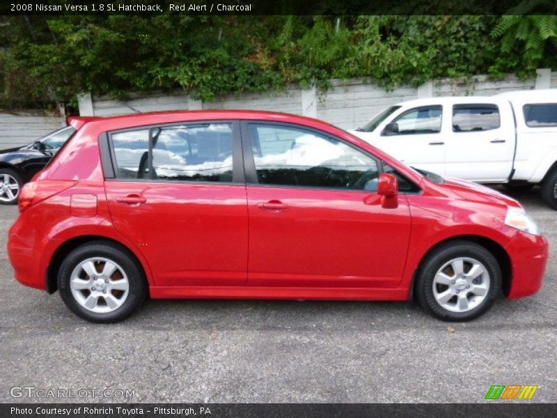 Red Alert / Charcoal 2008 Nissan Versa 1.8 SL Hatchback