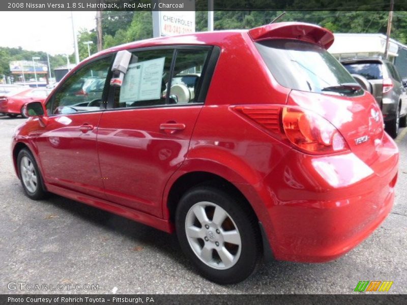 Red Alert / Charcoal 2008 Nissan Versa 1.8 SL Hatchback
