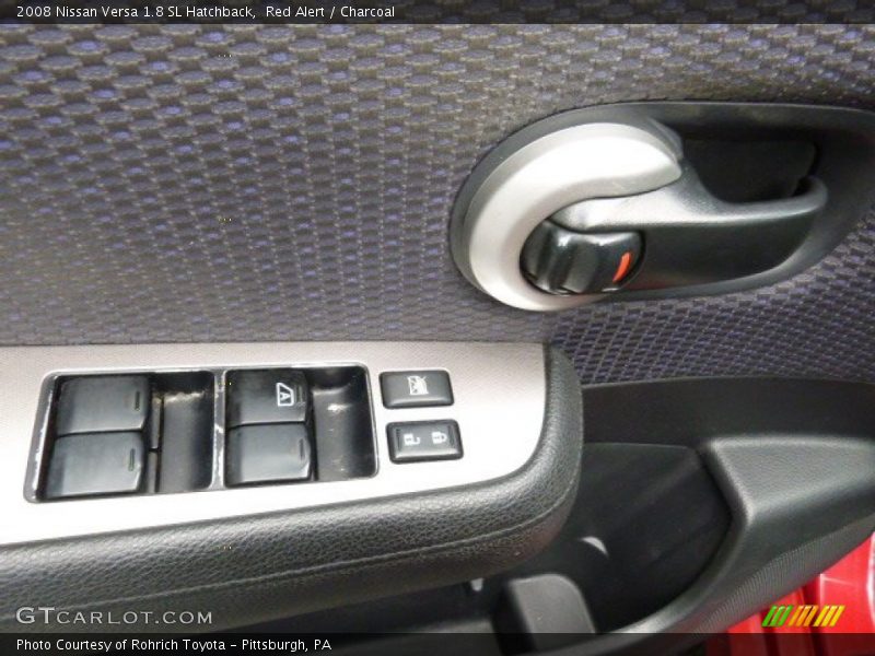 Red Alert / Charcoal 2008 Nissan Versa 1.8 SL Hatchback