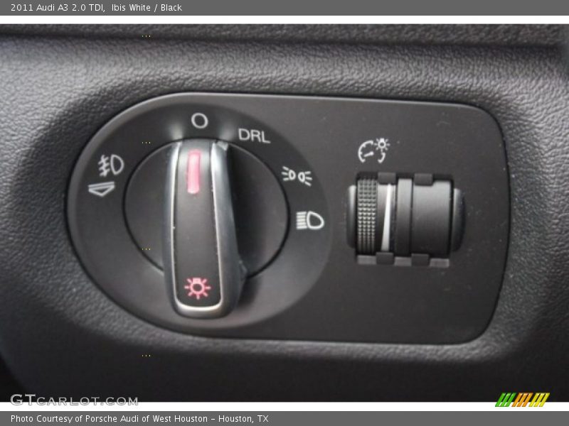 Ibis White / Black 2011 Audi A3 2.0 TDI