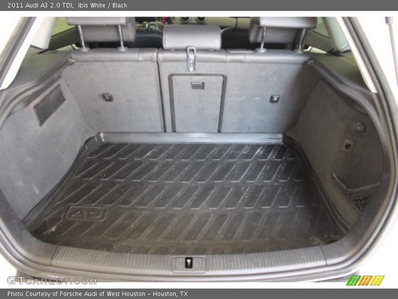 Ibis White / Black 2011 Audi A3 2.0 TDI