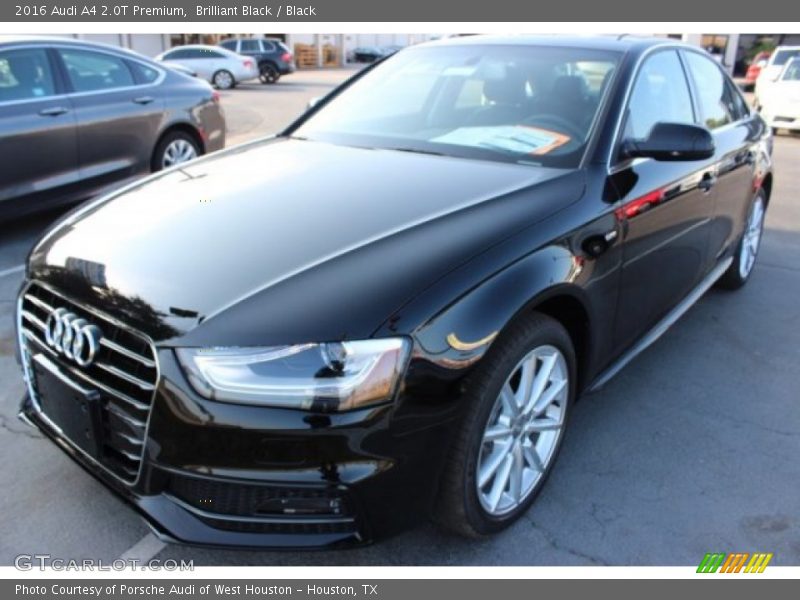 Front 3/4 View of 2016 A4 2.0T Premium