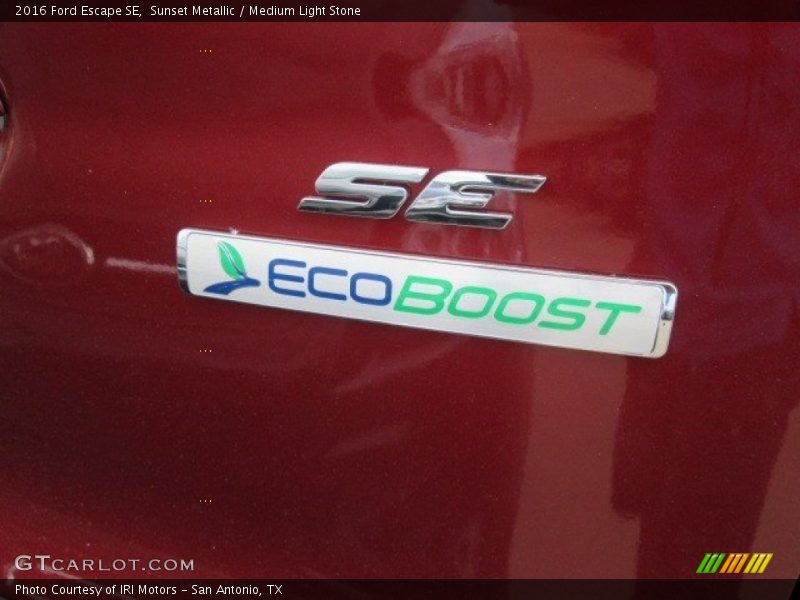 Sunset Metallic / Medium Light Stone 2016 Ford Escape SE