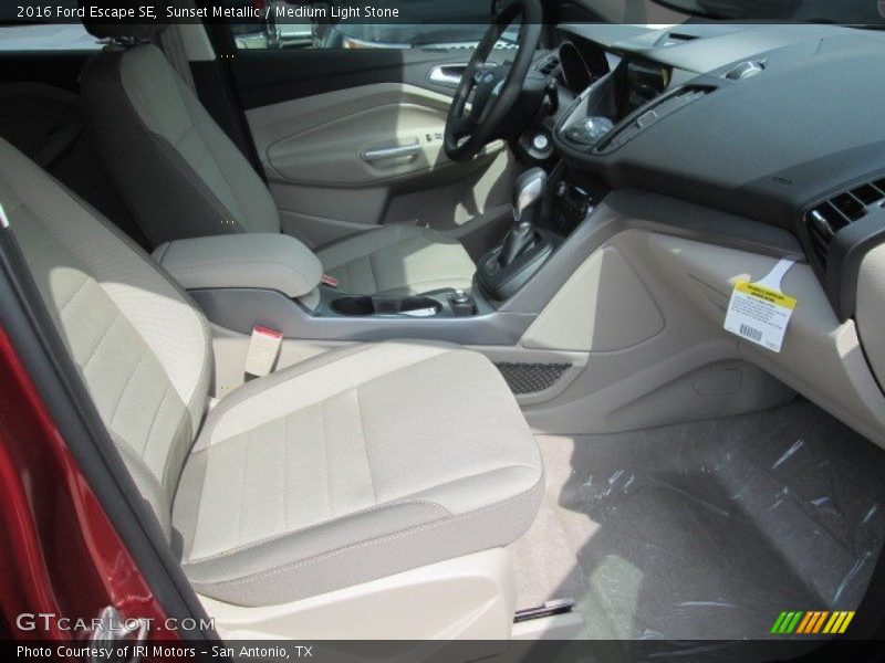 Sunset Metallic / Medium Light Stone 2016 Ford Escape SE