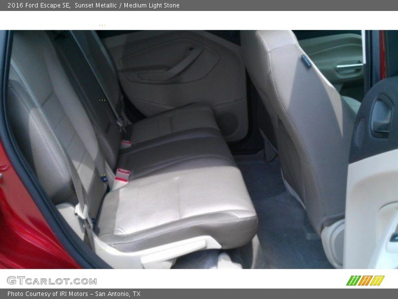 Sunset Metallic / Medium Light Stone 2016 Ford Escape SE