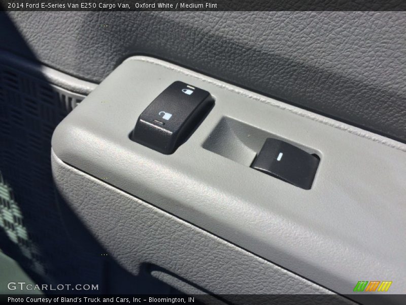 Oxford White / Medium Flint 2014 Ford E-Series Van E250 Cargo Van