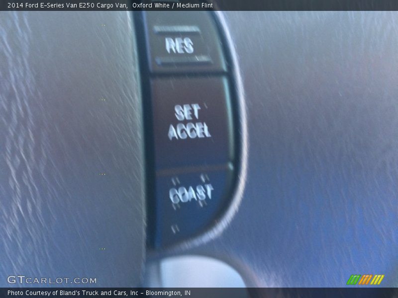 Oxford White / Medium Flint 2014 Ford E-Series Van E250 Cargo Van