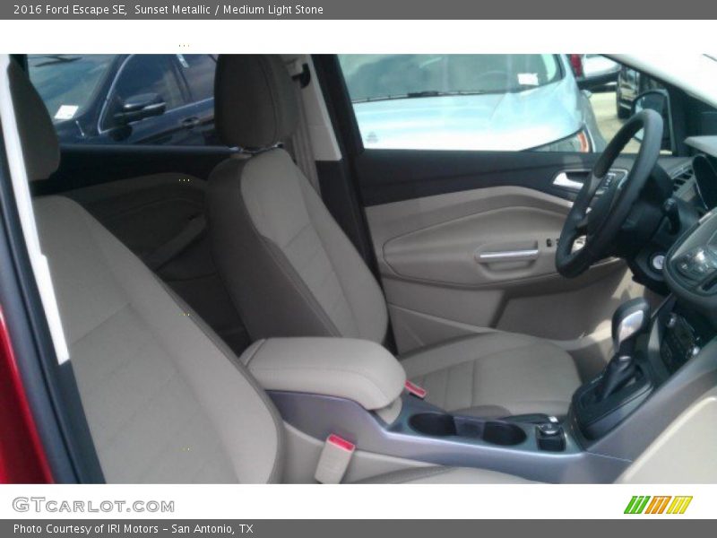 Sunset Metallic / Medium Light Stone 2016 Ford Escape SE