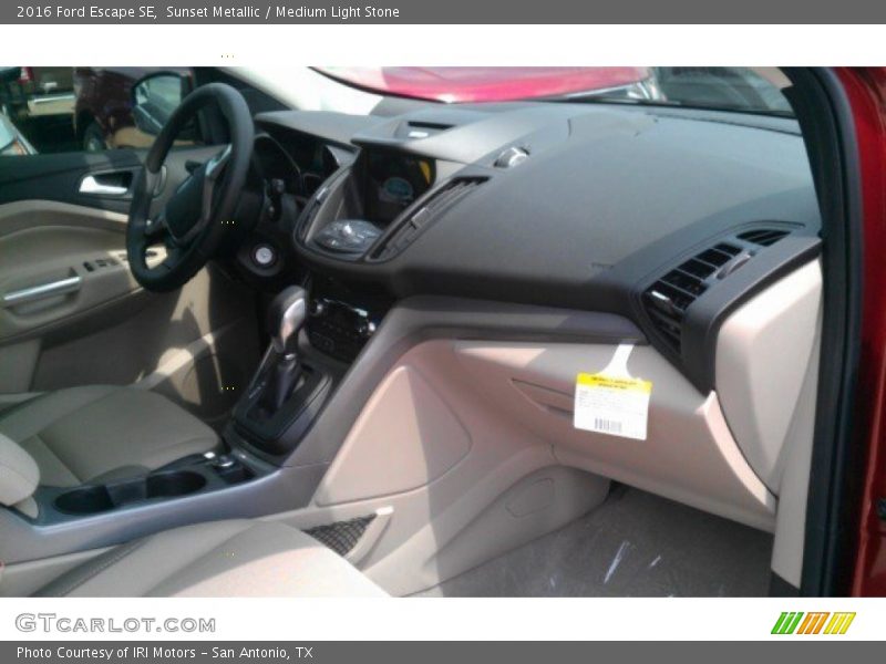 Sunset Metallic / Medium Light Stone 2016 Ford Escape SE
