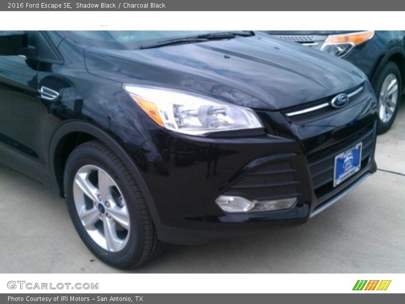Shadow Black / Charcoal Black 2016 Ford Escape SE