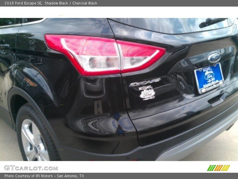 Shadow Black / Charcoal Black 2016 Ford Escape SE