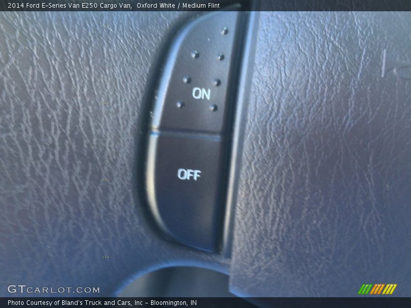 Oxford White / Medium Flint 2014 Ford E-Series Van E250 Cargo Van
