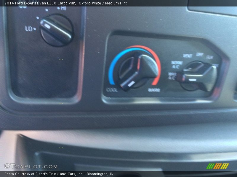 Oxford White / Medium Flint 2014 Ford E-Series Van E250 Cargo Van