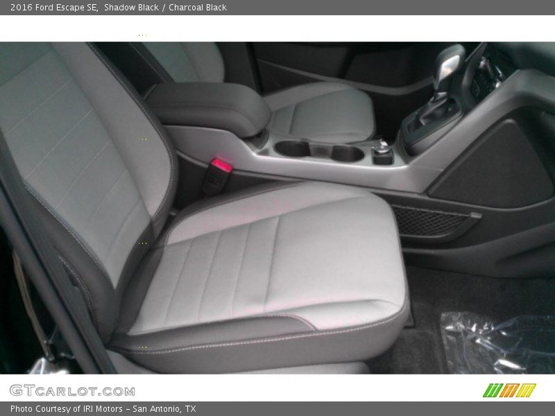 Shadow Black / Charcoal Black 2016 Ford Escape SE
