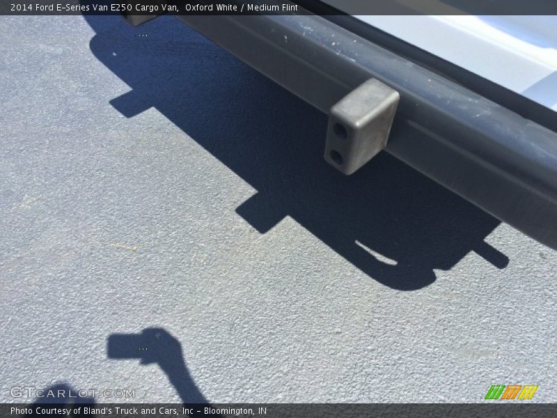 Oxford White / Medium Flint 2014 Ford E-Series Van E250 Cargo Van