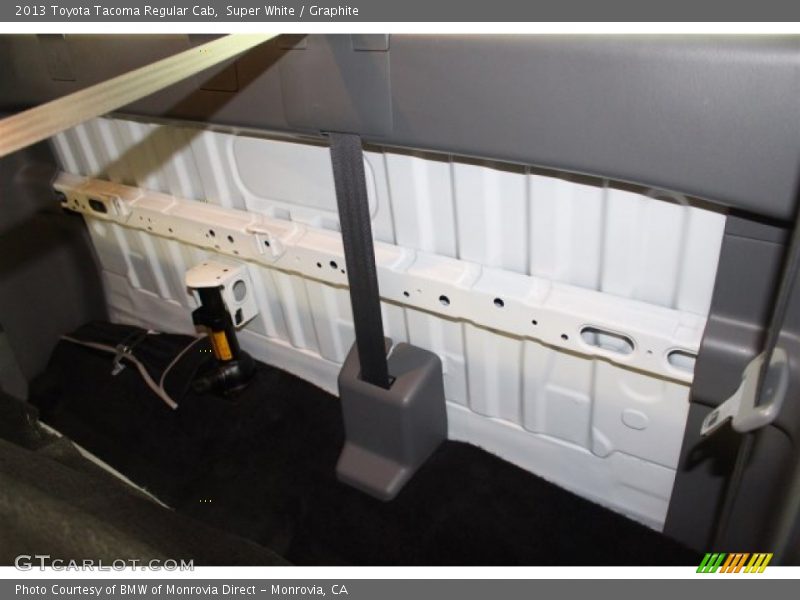 Super White / Graphite 2013 Toyota Tacoma Regular Cab